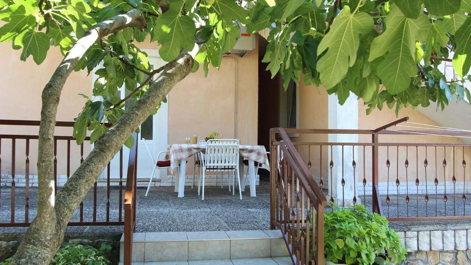 Apartments In Malinska - Insel Krk 53374